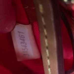 Gently used leather Dooney & Bourke purse